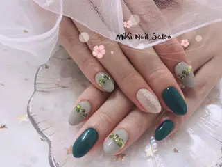 ネイル MiKi Nai池袋 長さだし得意のネイルデザイン