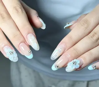 ネイル エリ🫧 nail池袋東口のネイルデザイン