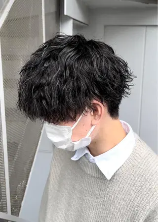 パーマ メンズ アイブロウ 曲がる縮毛矯正 LIBER 岩名のヘアスタイル