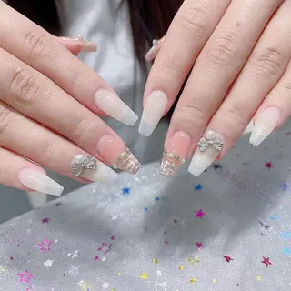 ネイル 🎀kira 長さだし💗モチ最高のネイルデザイン