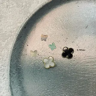 ネイル nail salon e'mu💐のネイルデザイン