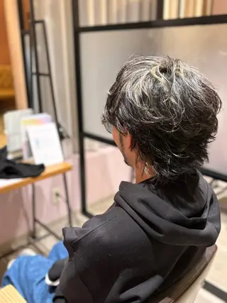 ショート カラー メンズ 作野 潮織のヘアスタイル