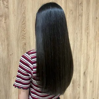 ロング カラー 飯田 深雪のヘアスタイル