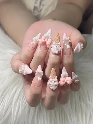 ネイル Lee Nailsのネイルデザイン