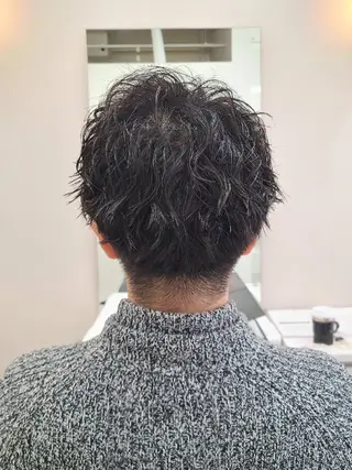 ショート パーマ メンズ 桐島 令奈のヘアスタイル