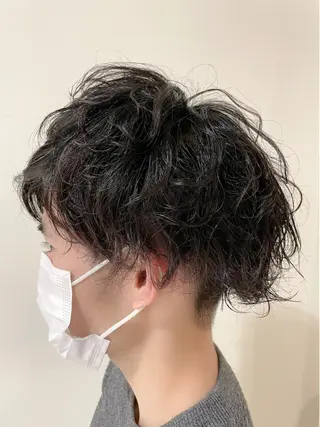 パーマ メンズ 《インナーカラー》 YAMADAのヘアスタイル