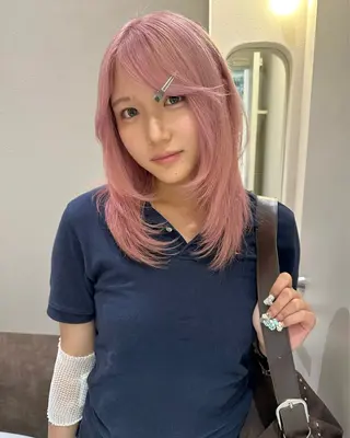 ロング カラー ピンクカラー美容師 新宿美容室🎀のヘアスタイル
