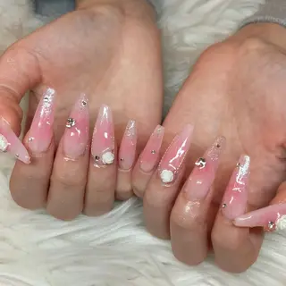 ネイル ayumi‪‪❤︎‬ Betty Nailのネイルデザイン