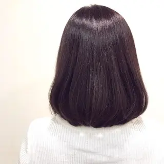 ミディアム カラー 白浜 サキのヘアスタイル