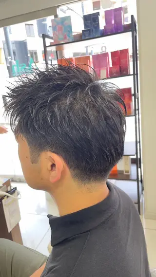 ショート メンズ Yugaメンズパーマ /フェードカットのヘアスタイル