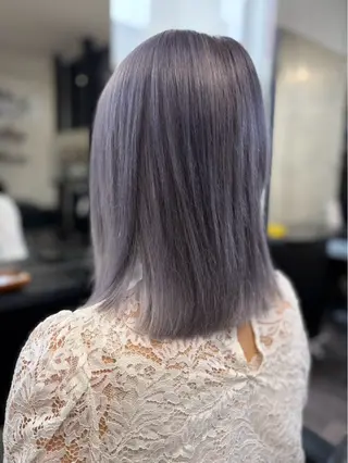 ミディアム カラー 【Lilly】成田 紗英のヘアスタイル