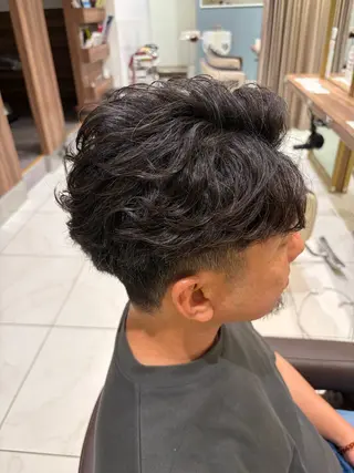 パーマ メンズ メンズパーマ特化❗️ 当日予約OK今岡宏太のヘアスタイル