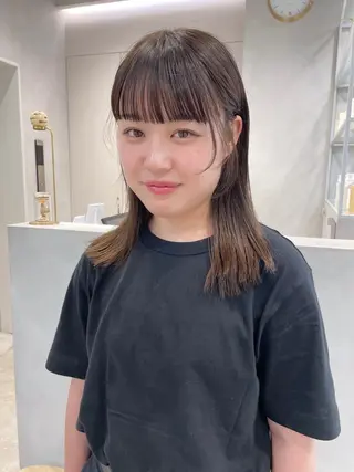 ミディアム カラー 青木 優歩のヘアスタイル
