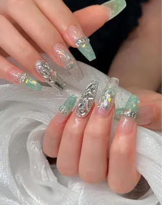 ネイル REI 池袋のネイルデザイン