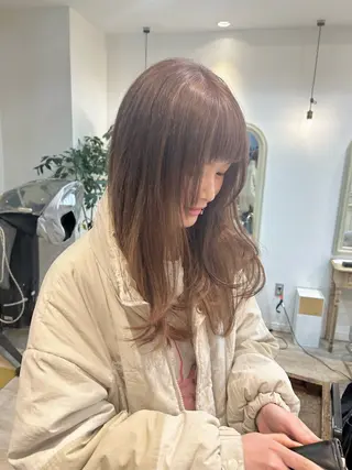 ロング サイトウ ミキのヘアスタイル