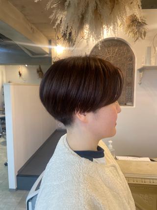 ショート 荒牧 絵美のヘアスタイル