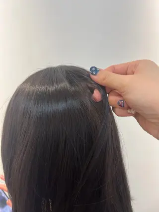 カラー 鶴田 瑠夏のヘアスタイル