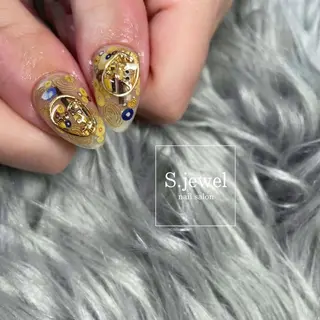 ネイル S. JEWELのネイルデザイン