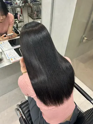 ロング カラー IO イオリのヘアスタイル