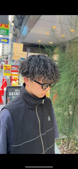 カラー パーマ メンズ シャドウパーマ/ ルーズパーマ/メンズのヘアスタイル