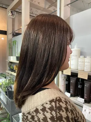 ミディアム カラー 三上 琳のヘアスタイル