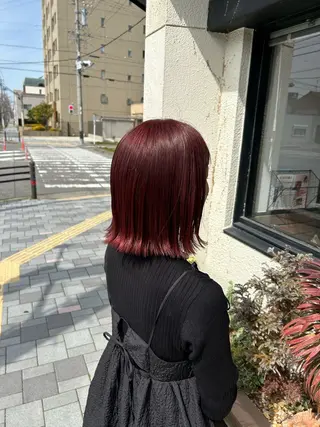 ミディアム カラー 倉本 美優のヘアスタイル