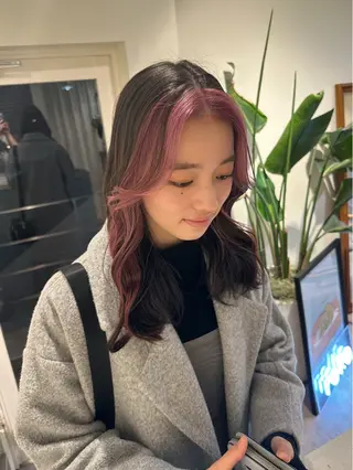 ロング カラー HANAME 原宿美容室のヘアスタイル