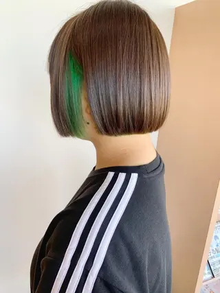 ミディアム karen ☺︎のヘアスタイル