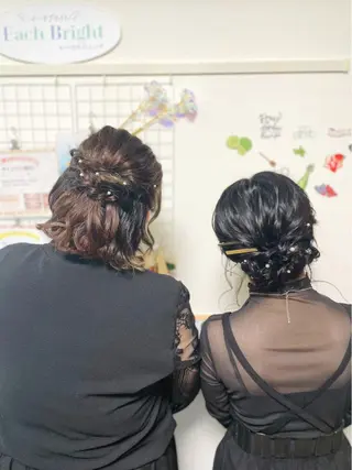 ヘアアレンジ イーチブライト EachBrightのヘアスタイル