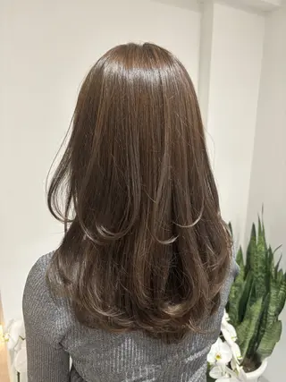 セミロング カラー レイヤーカット🎀× 韓国風🇰🇷正源のヘアスタイル