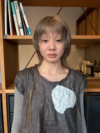 ショート レイヤーカット NERO加藤木麻彩のヘアスタイル