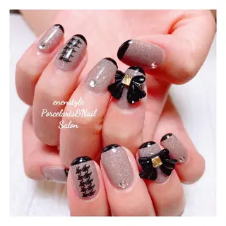 ミディアム ネイル 🐾enen style 🐾のネイルデザイン