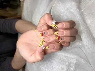 ネイル 小森 亜紀のネイルデザイン