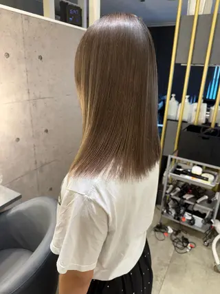 ミディアム カラー Noe心斎橋 堀田 朋宏のヘアスタイル
