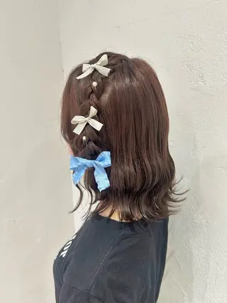 ミディアム ヘアアレンジ ♛︎ きっか ♛︎ ヘアアレンジ🩵のヘアスタイル
