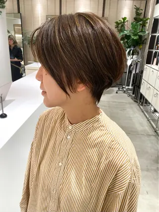 ショート カラー 平沢 真司のヘアスタイル