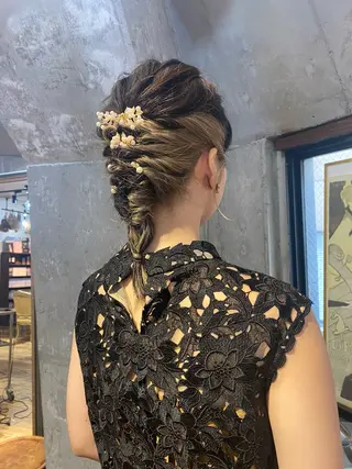 ミディアム ヘアアレンジ KAWAHARA YUKIのヘアスタイル