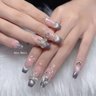 ネイル HIN NAILのネイルデザイン