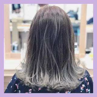 セミロング カラー midori osawaのヘアスタイル