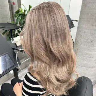 ロング カラー Aoba 🫧艶ハイトーン🫧のヘアスタイル