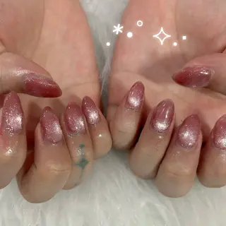 ネイル LAVISH momoneのネイルデザイン