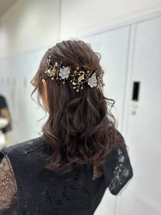 セミロング 🩰 艶髪美髪 shiori🫧のヘアスタイル