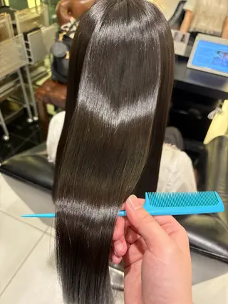 カラー 丸山 美優のヘアスタイル