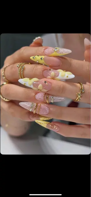 ネイル NiJi Nailsのネイルデザイン