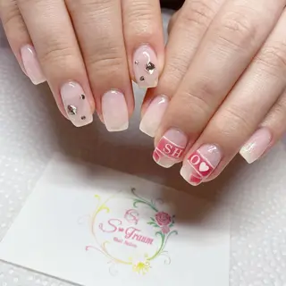 ネイル Nail Salon S-Traumのネイルデザイン