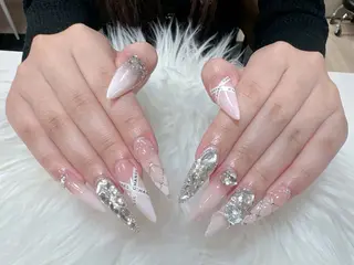 ネイル HARA Nailsのネイルデザイン