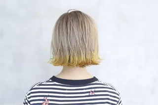ミディアム カラー レイヤーカット ベージュカラー/小島のヘアスタイル