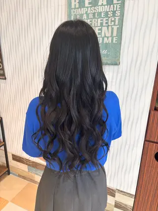 ロング カラー 高橋 佳那のヘアスタイル