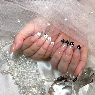 セミロング 八木 美春のネイルデザイン
