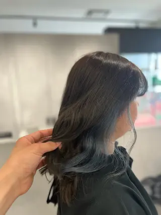 カラー 久野 竜慈のヘアスタイル